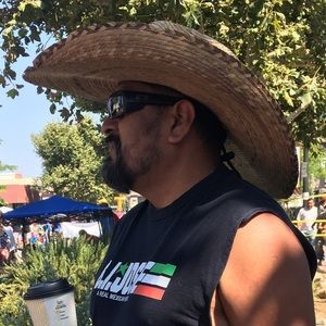 Meet your Posher, Jose